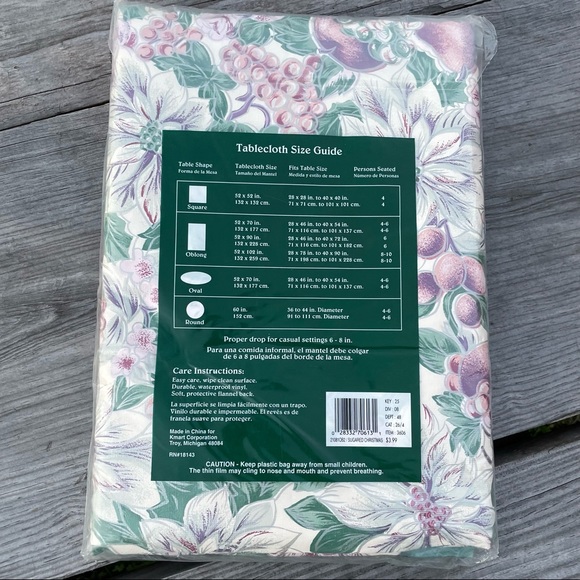 Trim A Home Vintage Oblong Vinyl Tablecloth Holly Festive Christmas 52x102” NWT - Picture 3 of 4